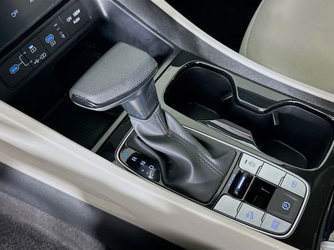 Used 2025 Hyundai Tucson SEL FWD image 24