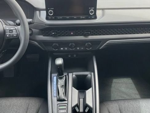 Used 2024 Honda Accord LX image 14