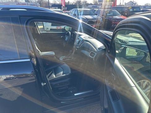 Used 2021 Chevrolet Equinox Premier image 20