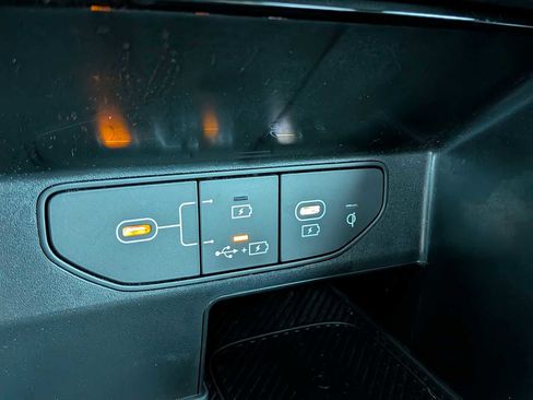 Used 2025 Kia Sorento SX Prestige image 33