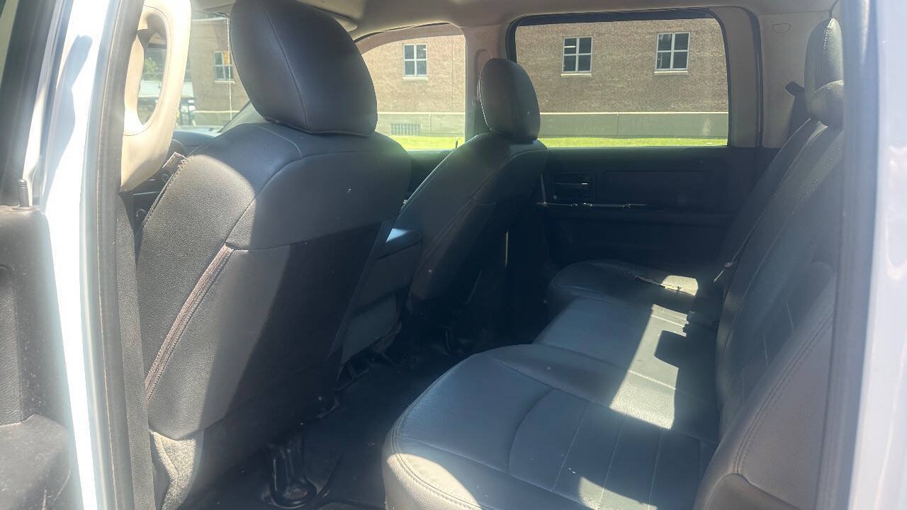 Used 2017 RAM 2500 Tradesman w/ Protection Group AWD/4WD image 11