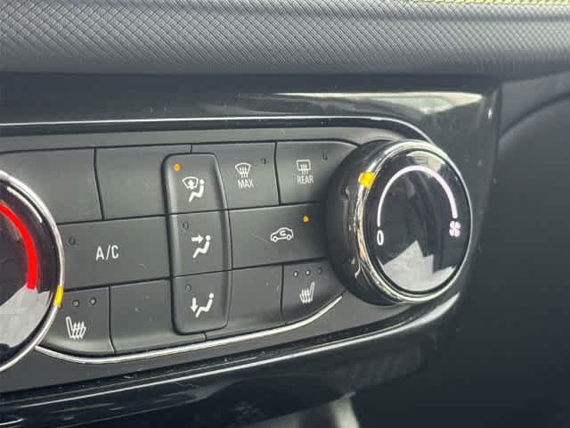 Used 2025 Chevrolet TrailBlazer ACTIV w/ Driver Confidence Package AWD/4WD image 18