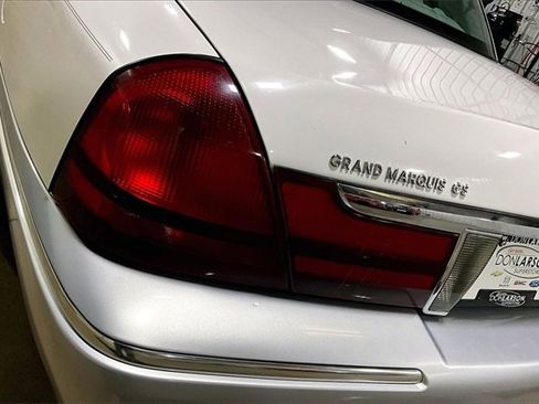 Used 2003 Mercury Grand Marquis GS image 8