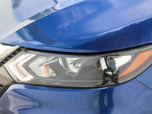 Used 2021 Nissan Rogue Sport S image 7