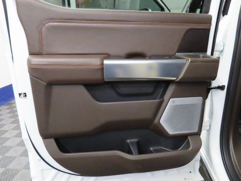 Used 2025 Ford F450 King Ranch w/ Chrome Package image 79