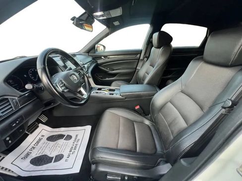 Used 2019 Honda Accord Sport image 10
