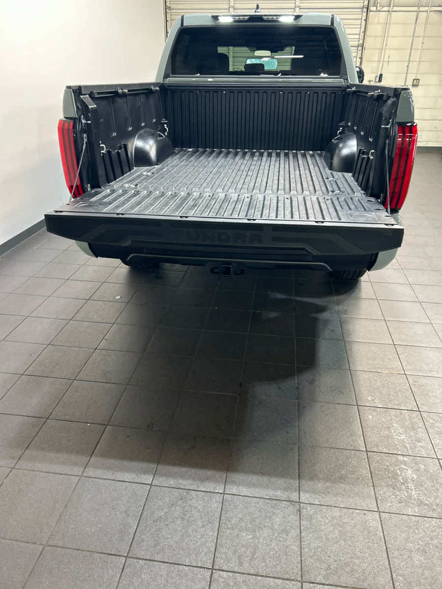 Used 2025 Toyota Tundra SR5 AWD/4WD image 11