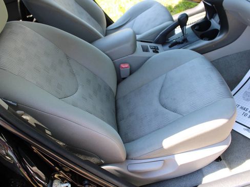Used 2011 Toyota RAV4 4WD w/ Base L4 Extra Value Pkg image 37