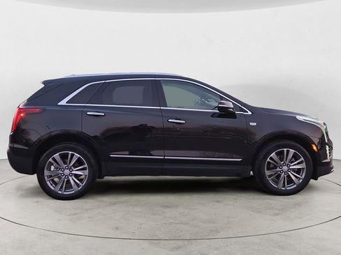 Certified 2025 Cadillac XT5 Premium Luxury image 6
