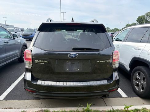 Used 2018 Subaru Forester 2.5i Touring w/ Popular Package #2 AWD/4WD image 5
