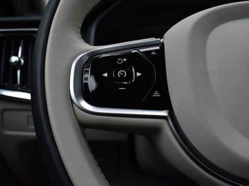 New 2024 Volvo S90 B6 Plus image 27