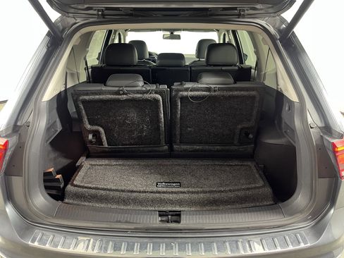 Used 2019 Volkswagen Tiguan SEL w/ 3rd Row Seat Package image 29