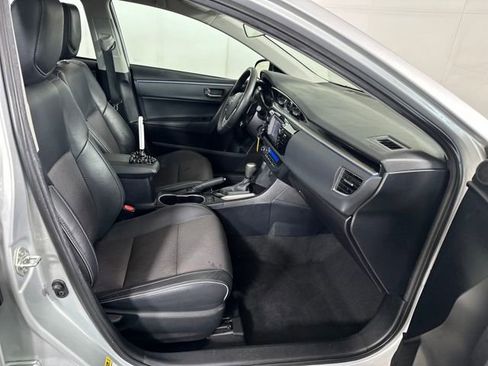 Used 2014 Toyota Corolla S image 28