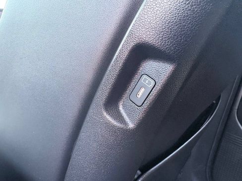Used 2024 Hyundai Santa Fe SEL FWD image 10