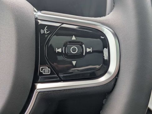 New 2026 Volvo XC90 B6 Plus w/ Protection Package Premier AWD/4WD image 28