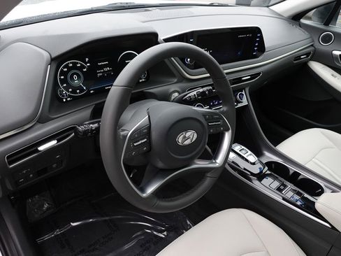 Used 2023 Hyundai Sonata SEL w/ Convenience Package image 11