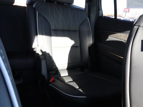 New 2026 Buick Enclave Avenir w/ Super Cruise Package image 12