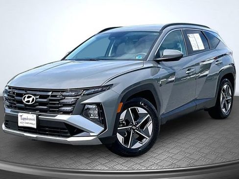 Used 2025 Hyundai Tucson SEL FWD image 1
