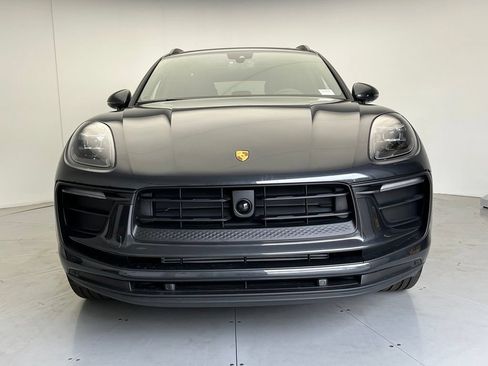 Used 2026 Porsche Macan AWD/4WD image 25