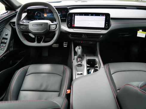 New 2026 Dodge Charger R/T AWD/4WD image 10