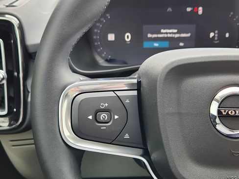 New 2026 Volvo XC40 B5 Plus w/ Protection Package Premier image 17