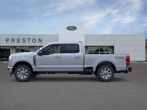 New 2026 Ford F250 Lariat w/ Chrome Package image 3