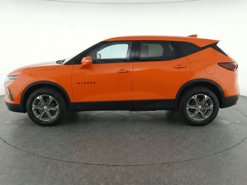 Used 2025 Chevrolet Blazer LT FWD image 5