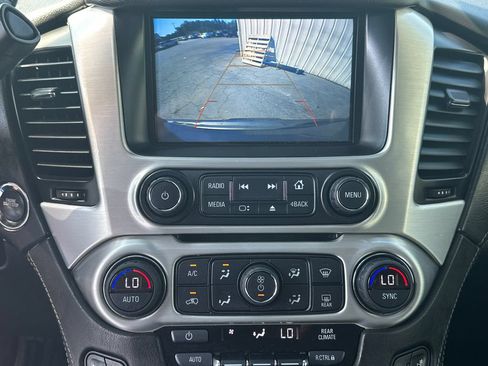 Used 2019 GMC Yukon XL SLT w/ Premium Edition RWD image 31