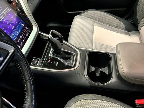 Used 2022 Subaru Outback Premium image 17