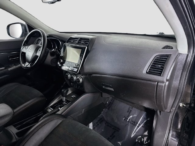 Used 2023 Mitsubishi Outlander Sport ES AWD/4WD image 29
