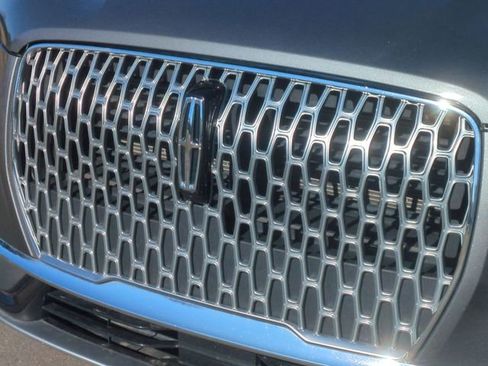 Used 2023 Lincoln Corsair Standard image 36