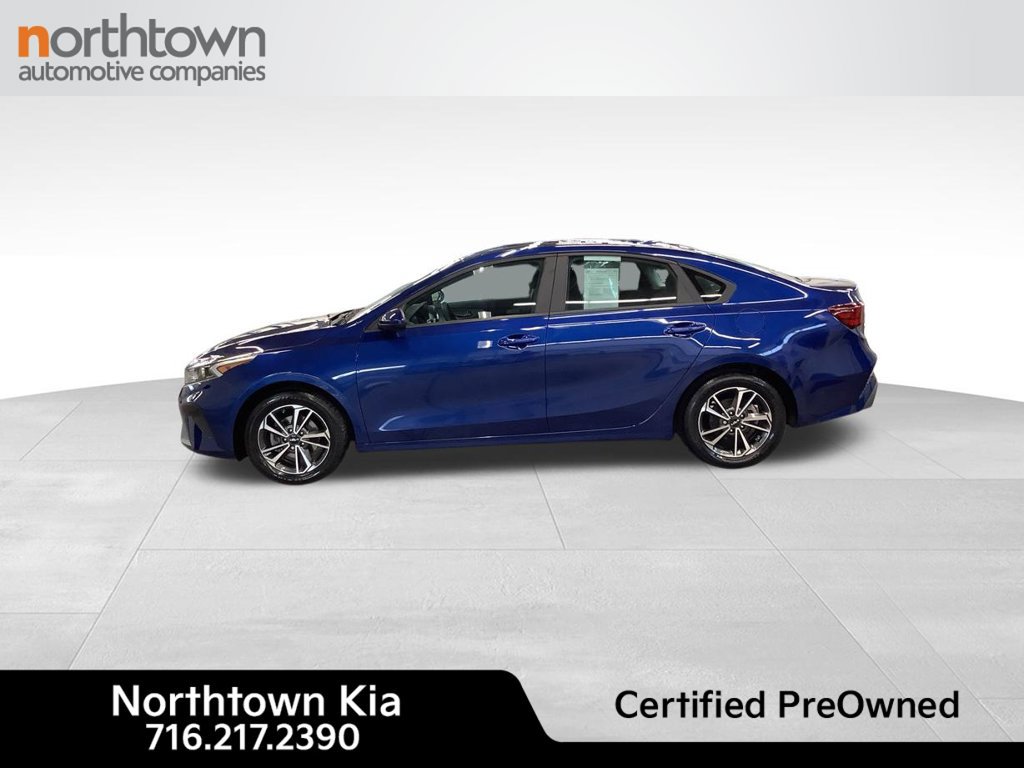 Certified 2023 Kia Forte LXS FWD image 3