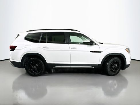 New 2026 Volkswagen Atlas Peak Edition AWD/4WD image 8