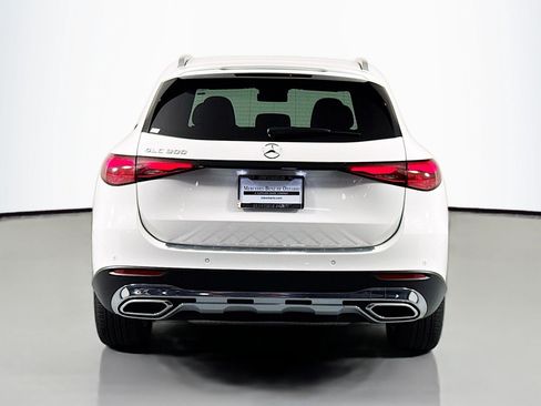 Certified 2026 Mercedes-Benz GLC 300 image 5