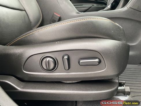 Used 2020 Chevrolet Equinox Premier image 7