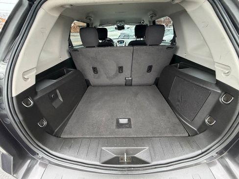 Used 2014 GMC Terrain SLE FWD image 19