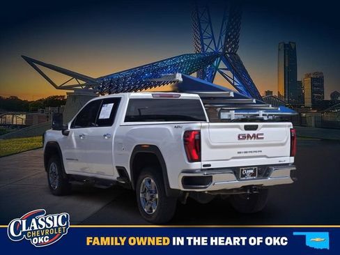 Used 2025 GMC Sierra 2500 SLT w/ SLT Convenience Package AWD/4WD image 5