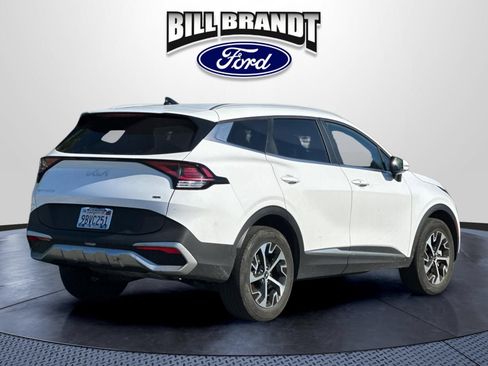 Used 2023 Kia Sportage EX AWD/4WD image 3