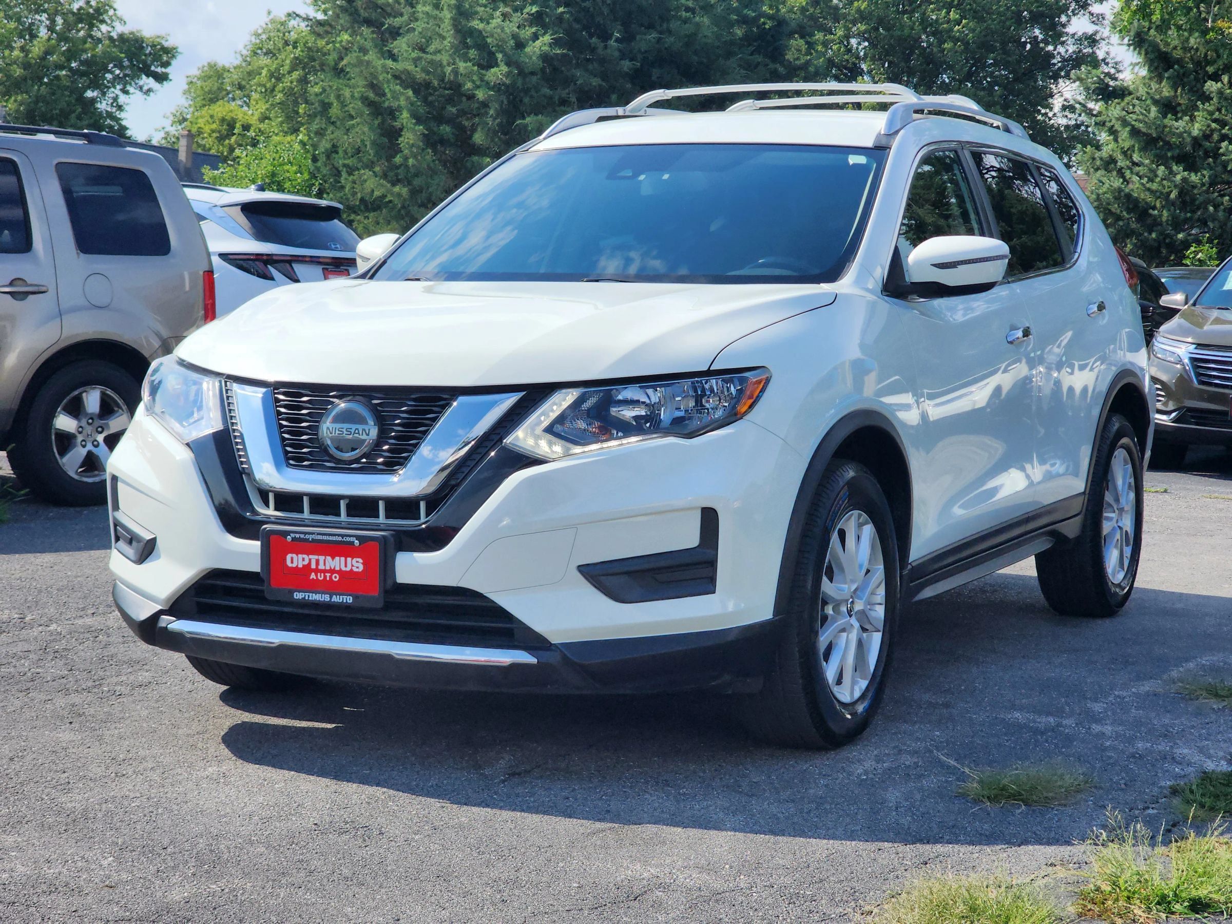 Used 2020 Nissan Rogue SV AWD/4WD image 3