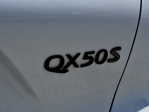 Used 2023 INFINITI QX50 Sport AWD/4WD image 31