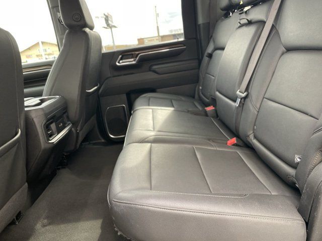 Used 2024 Chevrolet Silverado 2500 LT AWD/4WD image 21