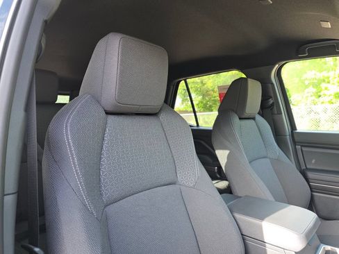 New 2026 Toyota 4Runner SR5 AWD/4WD image 15