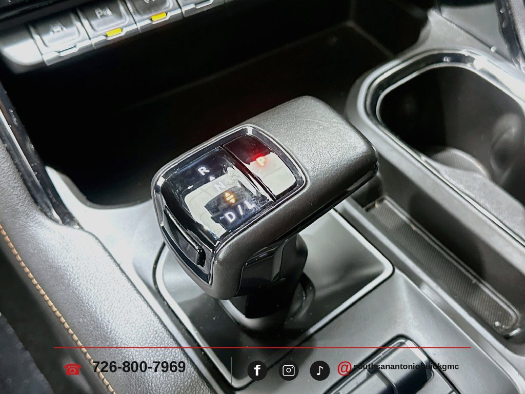 Certified 2022 GMC Sierra 1500 AT4 w/ AT4 Premium Package AWD/4WD image 17