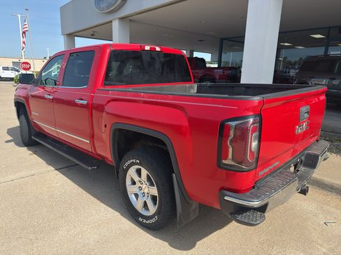 Used 2017 GMC Sierra 1500 SLT w/ Suspension Package, Off-Road AWD/4WD image 7