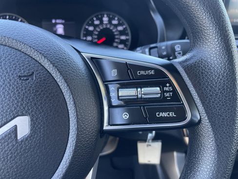 Used 2023 Kia Seltos LX image 27