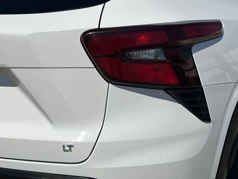 Used 2024 Chevrolet Trax LT w/ Driver Confidence Package image 17