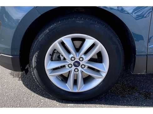 Used 2016 Ford Edge SEL w/ Equipment Group 201A AWD/4WD image 10