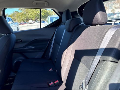 Used 2024 Nissan Kicks S image 17