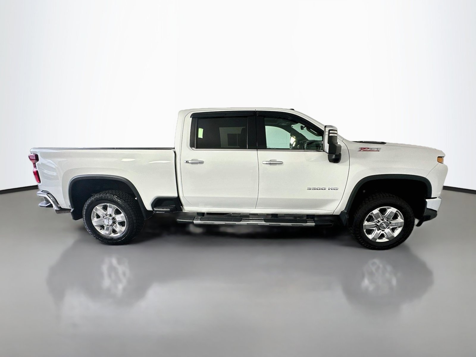 Used 2020 Chevrolet Silverado 3500 LTZ w/ LTZ Premium Package AWD/4WD image 8