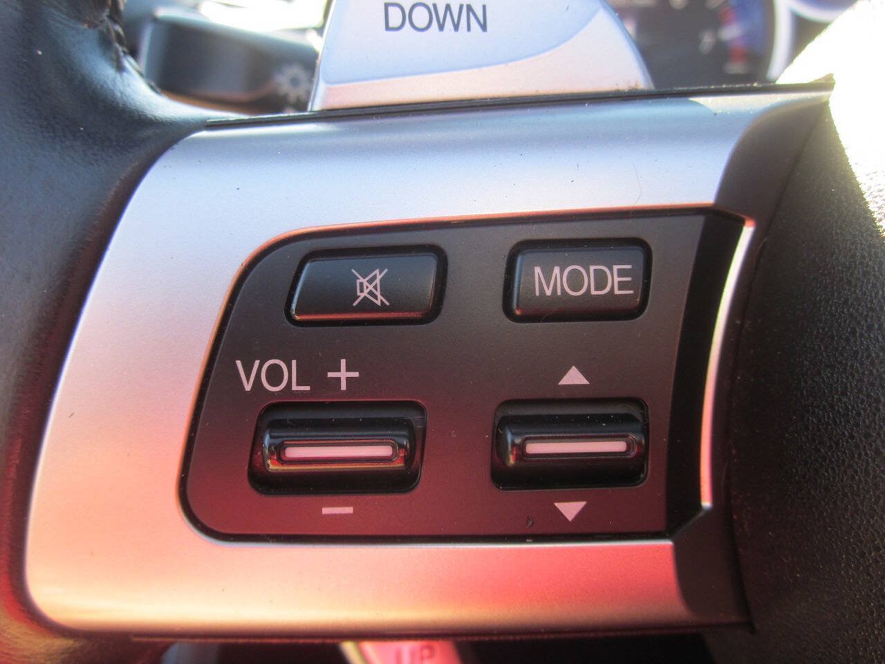Used 2006 MAZDA MX-5 Miata Grand Touring RWD image 23